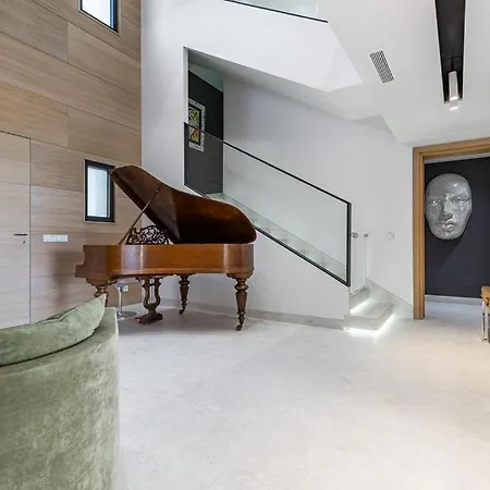 Villa Flores Estepona